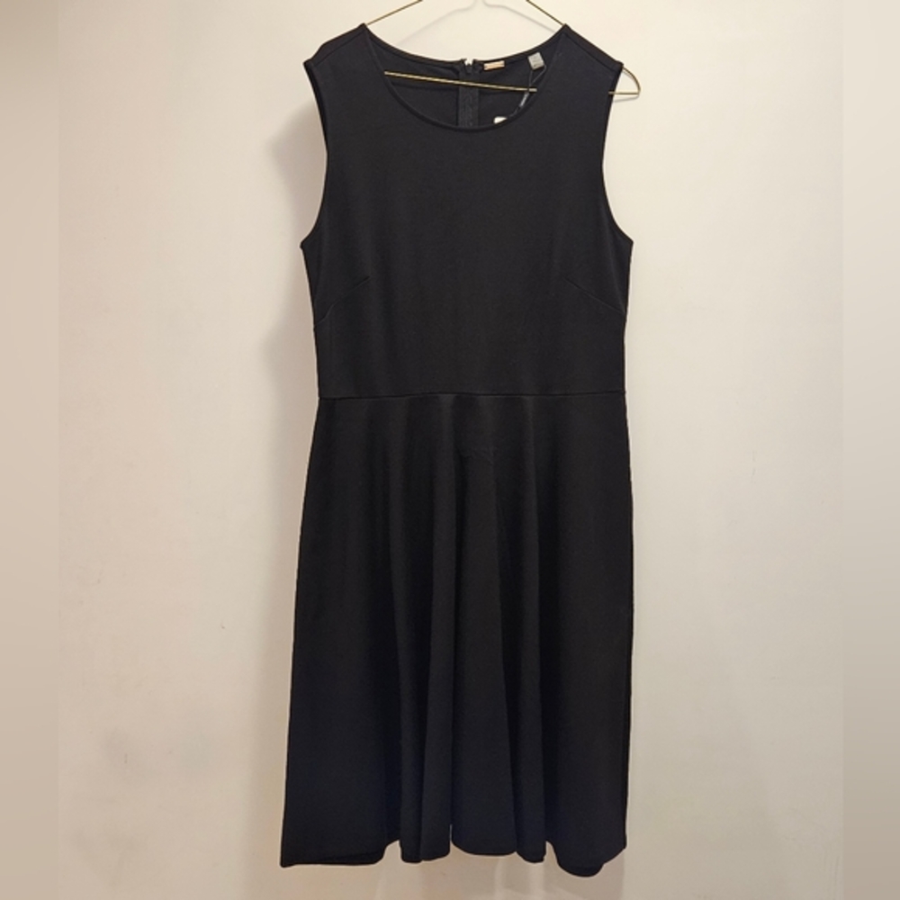 NWT Tahari Womens black ponte dress size 12